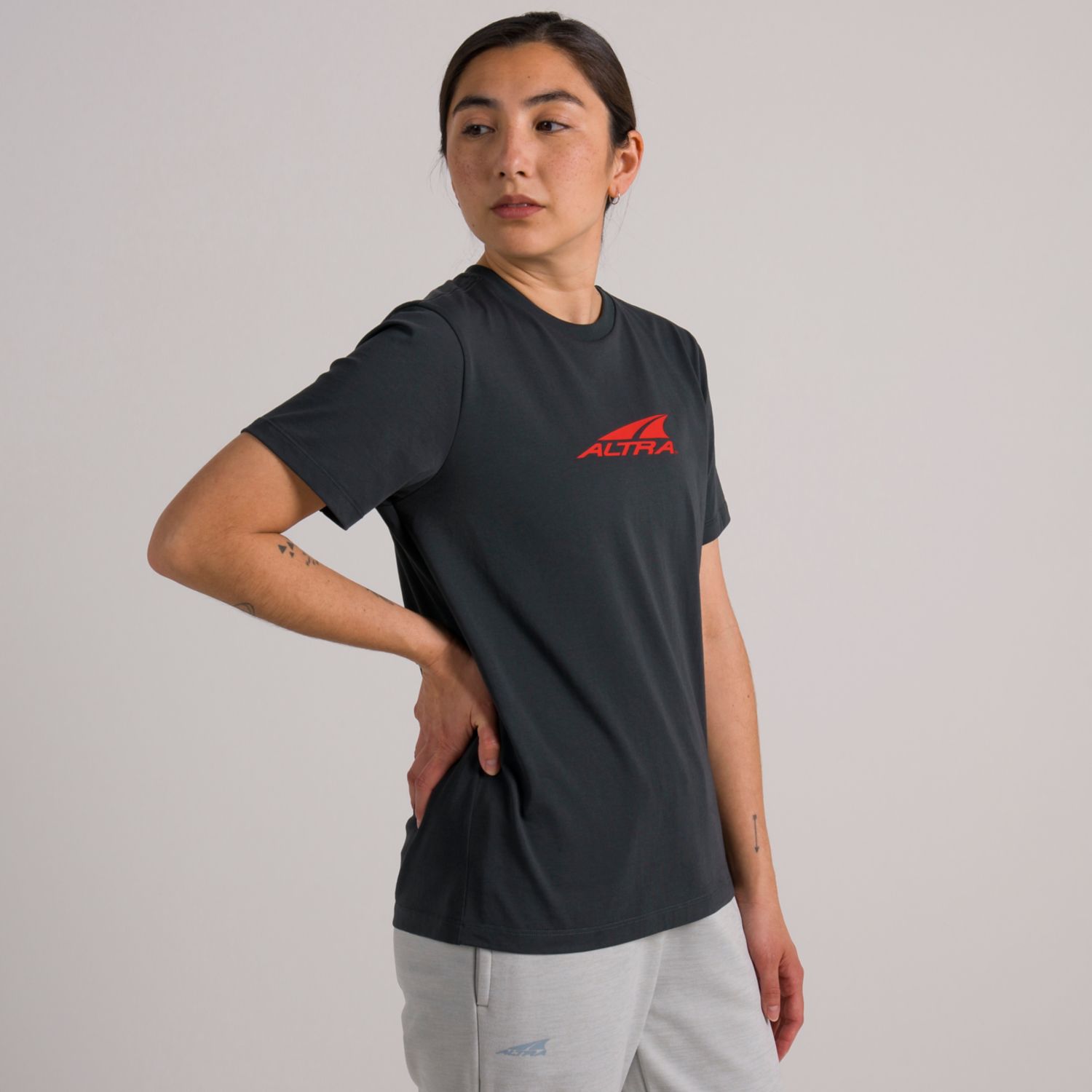 Altra Everyday Recycled T-shirts Damen Schwarz | Deutschland-90217549